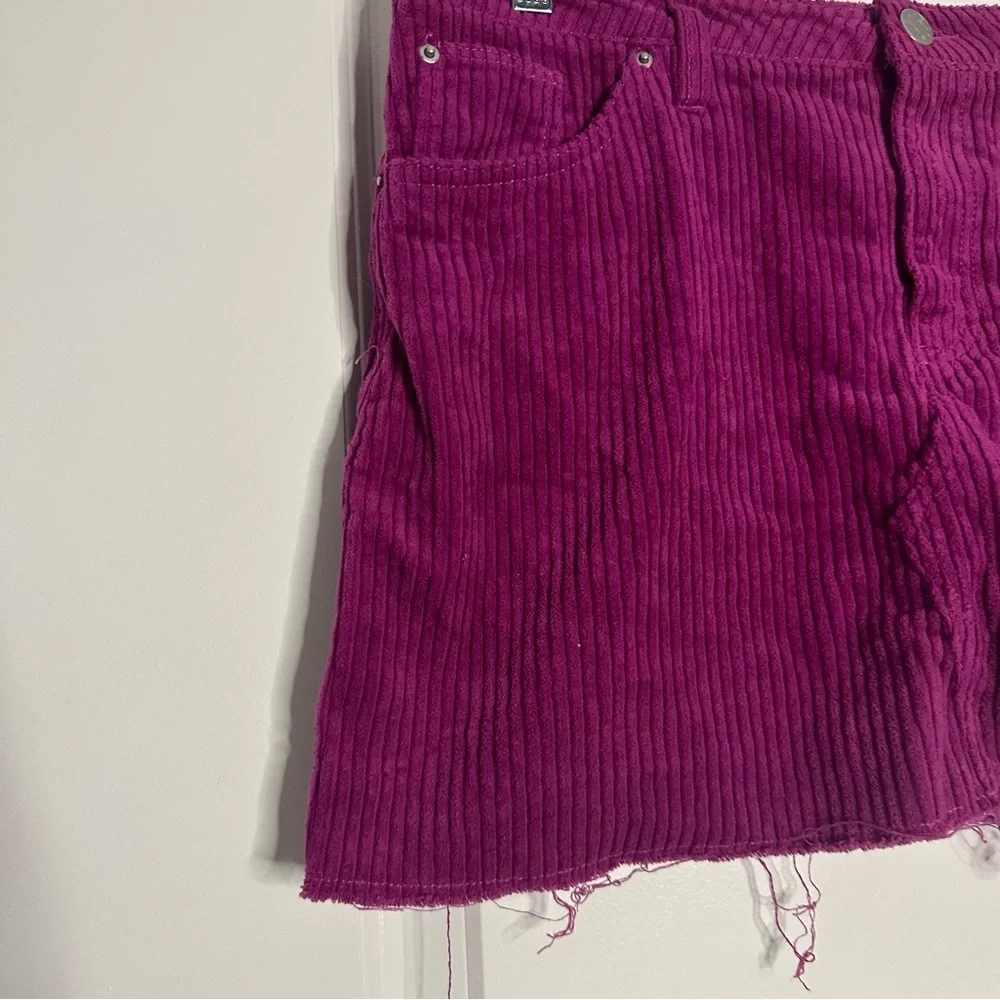 Urban Outfitters BDG corduroy skirt - Picture 4 of 11